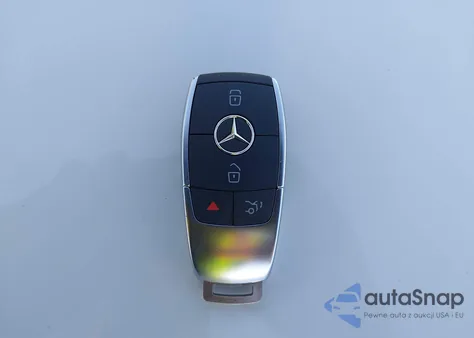 2021 Mercedes-Benz Glc 300 Suv z USA, uszkodzony, nr VIN W1N0G8DB6MF872877